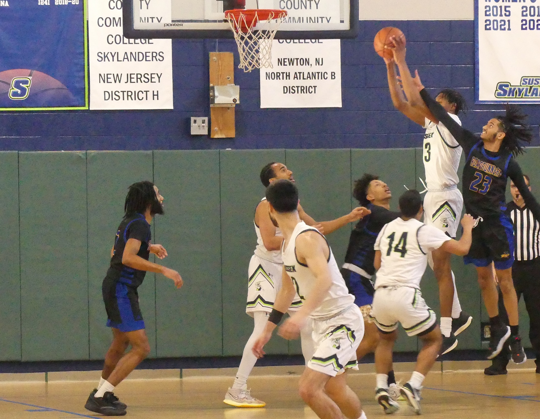 Men's Basketball:  Sussex Defeats Rowan Gloucester 69-40